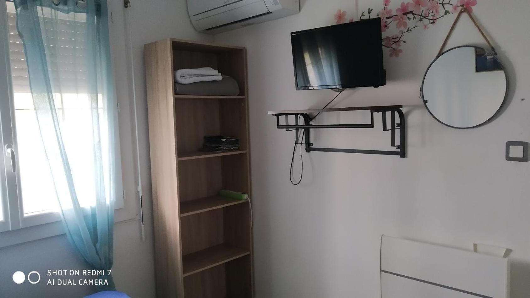Chambres Tout Confort,Gare Tgv ,Wifi,Clim, Parking,Pt Dejeuner Perpinhã Exterior foto